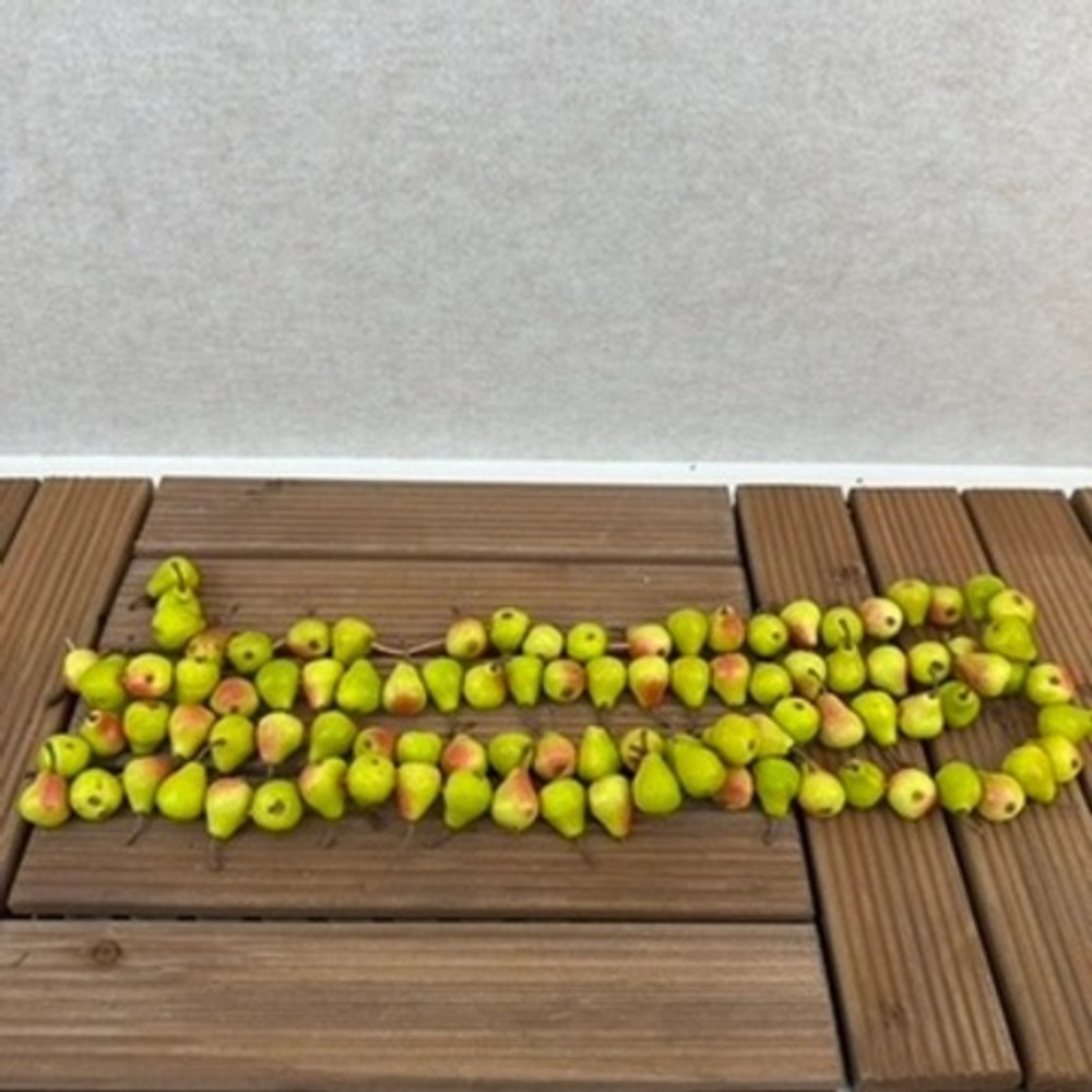 Vtg Artificial Pear Garland 70 Mini Faux Pear Fruit String Decoration Necklace